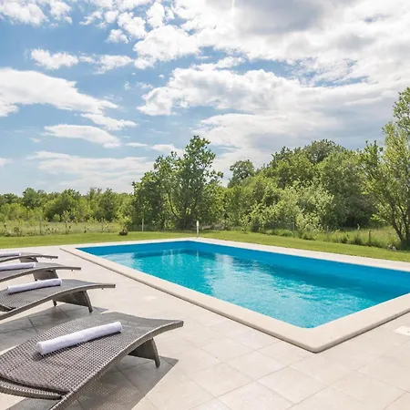 Labin 07 Hébergement de vacances