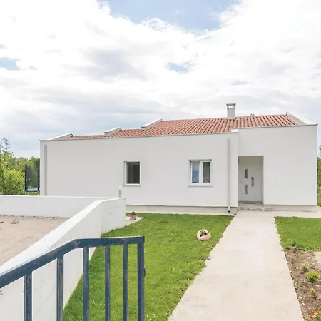 Awesome In Labin With Kitchen Holiday home Rasa